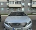 Сірий Хендай Соната, об'ємом двигуна 2 л та пробігом 256 тис. км за 8500 $, фото 1 на Automoto.ua
