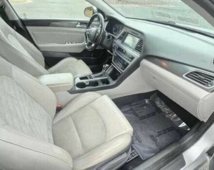 Сірий Хендай Соната, об'ємом двигуна 2.4 л та пробігом 123 тис. км за 6100 $, фото 12 на Automoto.ua