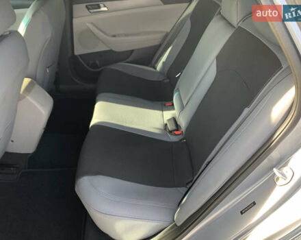 Серый Хендай Соната, объемом двигателя 2.36 л и пробегом 40 тыс. км за 11800 $, фото 33 на Automoto.ua