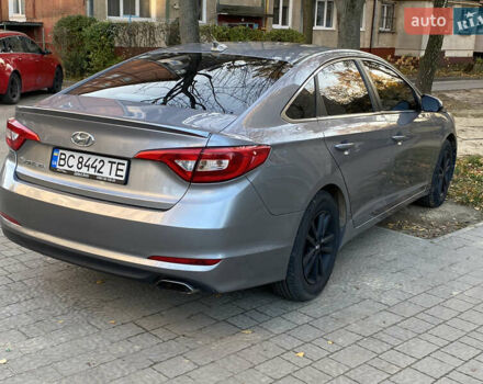 Серый Хендай Соната, объемом двигателя 2.36 л и пробегом 40 тыс. км за 10700 $, фото 11 на Automoto.ua
