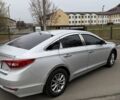 Сірий Хендай Соната, об'ємом двигуна 2 л та пробігом 385 тис. км за 9000 $, фото 3 на Automoto.ua