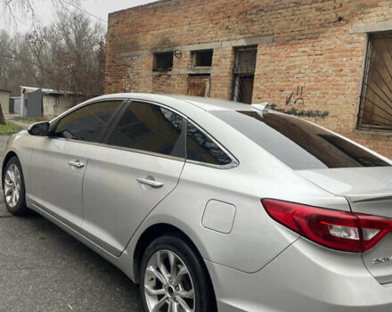 Серый Хендай Соната, объемом двигателя 2.36 л и пробегом 163 тыс. км за 9500 $, фото 3 на Automoto.ua