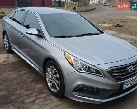 Хендай Соната 2015 у Золотоноше на Automoto.ua Сірий Хендай Соната, об'ємом двигуна 2.36 л та пробігом 90 тис. км за 11300 $, фото 13 на Automoto.ua