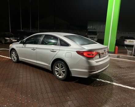 Серый Хендай Соната, объемом двигателя 2 л и пробегом 502 тыс. км за 6999 $, фото 4 на Automoto.ua