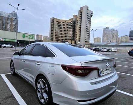 Сірий Хендай Соната, об'ємом двигуна 2.36 л та пробігом 220 тис. км за 8999 $, фото 5 на Automoto.ua
