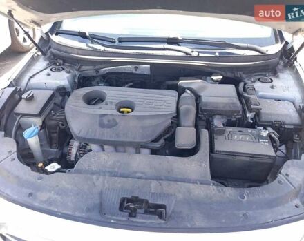Серый Хендай Соната, объемом двигателя 2 л и пробегом 231 тыс. км за 9100 $, фото 33 на Automoto.ua
