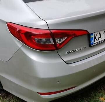 Сірий Хендай Соната, об'ємом двигуна 2 л та пробігом 186 тис. км за 10500 $, фото 13 на Automoto.ua