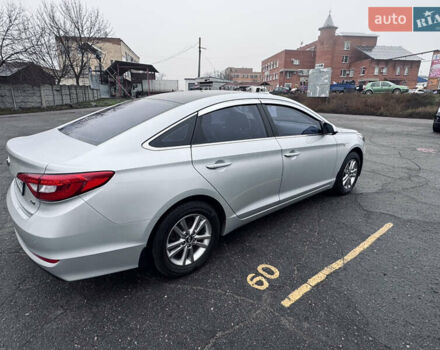 Сірий Хендай Соната, об'ємом двигуна 2 л та пробігом 169 тис. км за 11300 $, фото 15 на Automoto.ua