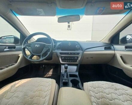 Хендай Соната 2015 у Києві на Automoto.ua Сірий Хендай Соната, об'ємом двигуна 2.36 л та пробігом 138 тис. км за 10600 $, фото 14 на Automoto.ua