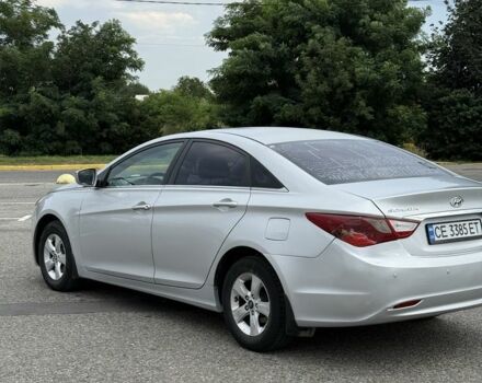 Серый Хендай Соната, объемом двигателя 2 л и пробегом 400 тыс. км за 5000 $, фото 1 на Automoto.ua