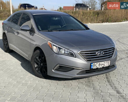 Серый Хендай Соната, объемом двигателя 2.36 л и пробегом 40 тыс. км за 11800 $, фото 2 на Automoto.ua