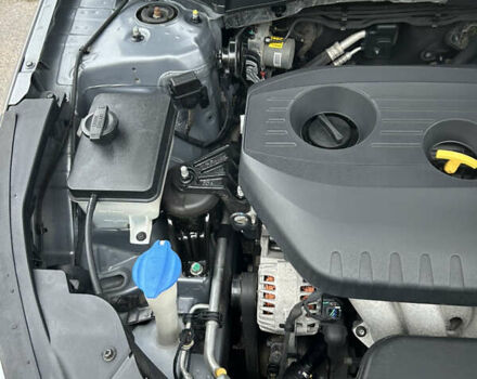 Сірий Хендай Соната, об'ємом двигуна 2 л та пробігом 174 тис. км за 11700 $, фото 11 на Automoto.ua