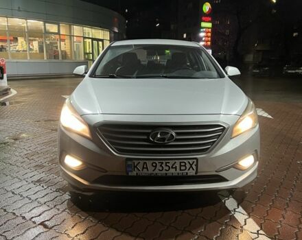 Серый Хендай Соната, объемом двигателя 2 л и пробегом 502 тыс. км за 6999 $, фото 5 на Automoto.ua