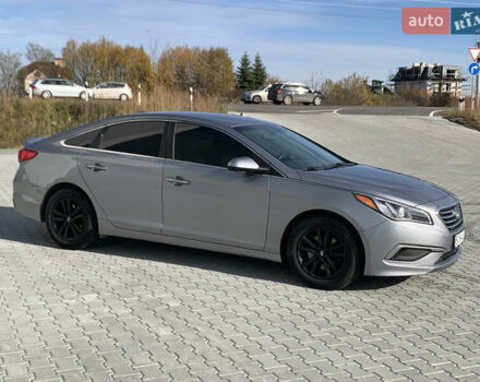 Серый Хендай Соната, объемом двигателя 2.36 л и пробегом 40 тыс. км за 11800 $, фото 5 на Automoto.ua