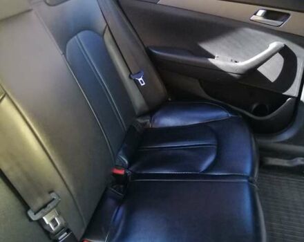 Сірий Хендай Соната, об'ємом двигуна 2 л та пробігом 335 тис. км за 9200 $, фото 7 на Automoto.ua