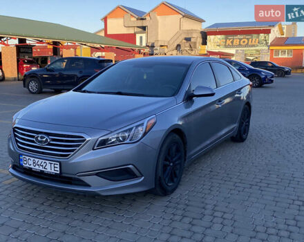 Серый Хендай Соната, объемом двигателя 2.36 л и пробегом 40 тыс. км за 10700 $, фото 4 на Automoto.ua