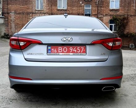 Сірий Хендай Соната, об'ємом двигуна 2 л та пробігом 61 тис. км за 15000 $, фото 2 на Automoto.ua