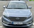 Серый Хендай Соната, объемом двигателя 2 л и пробегом 189 тыс. км за 11500 $, фото 4 на Automoto.ua
