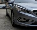 Сірий Хендай Соната, об'ємом двигуна 2 л та пробігом 61 тис. км за 15000 $, фото 6 на Automoto.ua