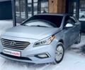 Серый Хендай Соната, объемом двигателя 2 л и пробегом 240 тыс. км за 10599 $, фото 1 на Automoto.ua
