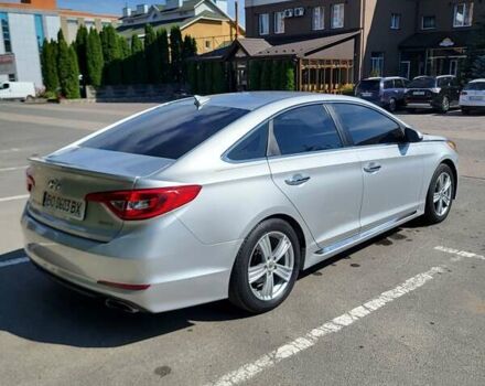 Серый Хендай Соната, объемом двигателя 2.36 л и пробегом 210 тыс. км за 11000 $, фото 2 на Automoto.ua