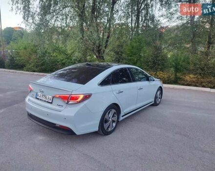 Сірий Хендай Соната, об'ємом двигуна 2 л та пробігом 39 тис. км за 17800 $, фото 1 на Automoto.ua