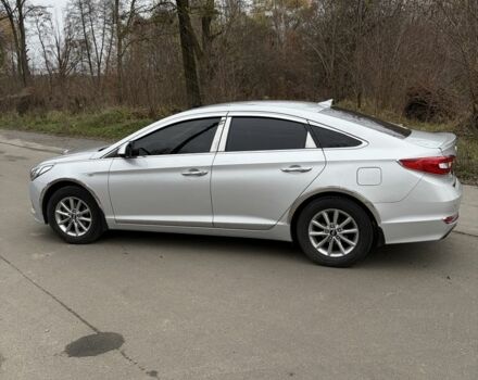 Сірий Хендай Соната, об'ємом двигуна 2 л та пробігом 385 тис. км за 9000 $, фото 1 на Automoto.ua