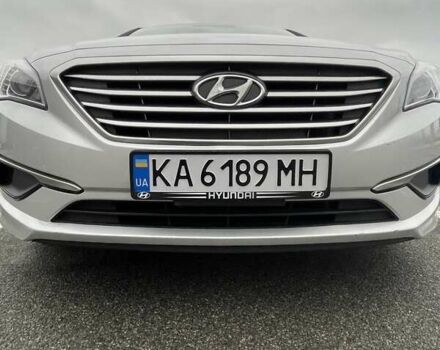 Сірий Хендай Соната, об'ємом двигуна 2.36 л та пробігом 148 тис. км за 8900 $, фото 1 на Automoto.ua