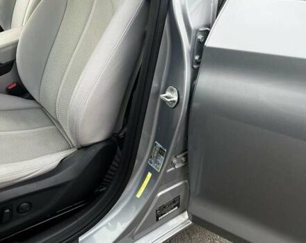 Сірий Хендай Соната, об'ємом двигуна 2.4 л та пробігом 184 тис. км за 10700 $, фото 53 на Automoto.ua