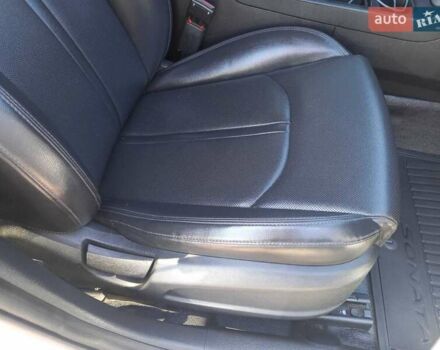 Серый Хендай Соната, объемом двигателя 2 л и пробегом 231 тыс. км за 9100 $, фото 18 на Automoto.ua