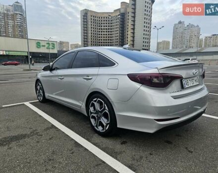 Сірий Хендай Соната, об'ємом двигуна 2.36 л та пробігом 220 тис. км за 8999 $, фото 20 на Automoto.ua