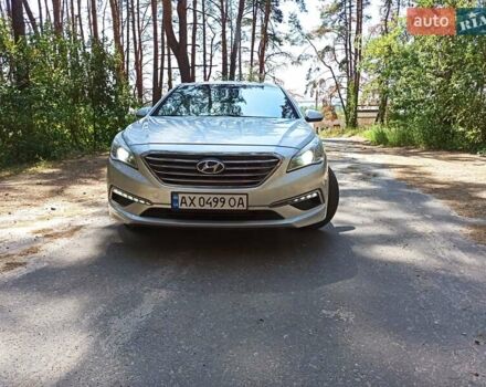 Серый Хендай Соната, объемом двигателя 2.36 л и пробегом 280 тыс. км за 8500 $, фото 9 на Automoto.ua