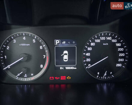 Сірий Хендай Соната, об'ємом двигуна 2 л та пробігом 169 тис. км за 11300 $, фото 20 на Automoto.ua