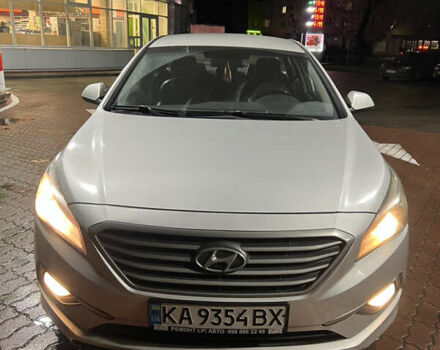 Серый Хендай Соната, объемом двигателя 2 л и пробегом 504 тыс. км за 6999 $, фото 2 на Automoto.ua