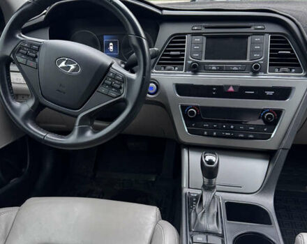 Хендай Соната 2015 в Киеве на Automoto.ua Серый Хендай Соната, объемом двигателя 2.36 л и пробегом 160 тыс. км за 10000 $, фото 18 на Automoto.ua