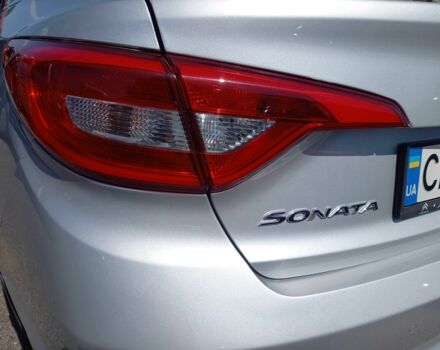 Сірий Хендай Соната, об'ємом двигуна 2 л та пробігом 231 тис. км за 9100 $, фото 6 на Automoto.ua
