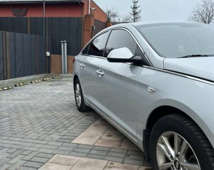 Серый Хендай Соната, объемом двигателя 2 л и пробегом 405 тыс. км за 7999 $, фото 6 на Automoto.ua