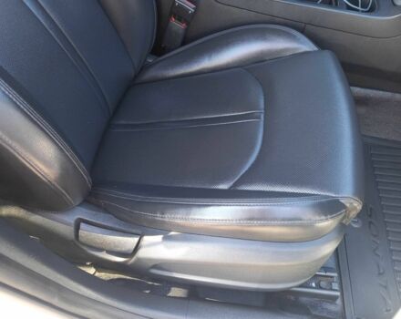 Сірий Хендай Соната, об'ємом двигуна 2 л та пробігом 231 тис. км за 9100 $, фото 18 на Automoto.ua