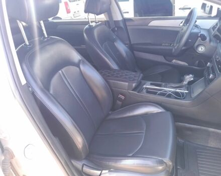 Сірий Хендай Соната, об'ємом двигуна 2 л та пробігом 231 тис. км за 9100 $, фото 20 на Automoto.ua