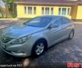 Сірий Хендай Соната, об'ємом двигуна 2 л та пробігом 240 тис. км за 7500 $, фото 1 на Automoto.ua