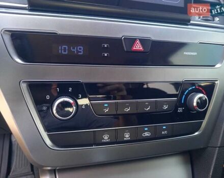 Серый Хендай Соната, объемом двигателя 2 л и пробегом 231 тыс. км за 9100 $, фото 29 на Automoto.ua