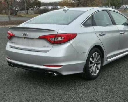 Сірий Хендай Соната, об'ємом двигуна 2.4 л та пробігом 123 тис. км за 6100 $, фото 6 на Automoto.ua