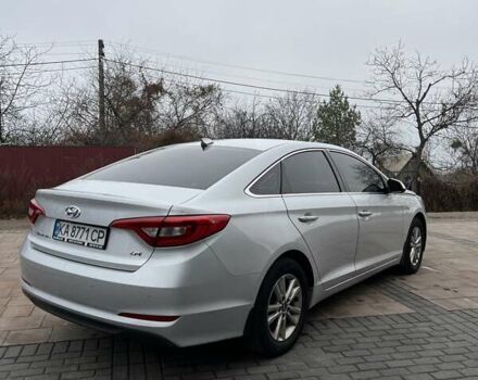 Серый Хендай Соната, объемом двигателя 2 л и пробегом 405 тыс. км за 7999 $, фото 3 на Automoto.ua