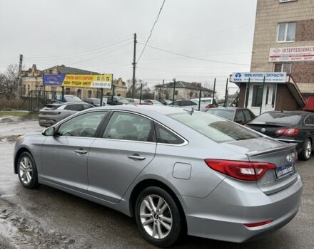 Серый Хендай Соната, объемом двигателя 2.4 л и пробегом 160 тыс. км за 9500 $, фото 3 на Automoto.ua