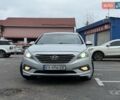Сірий Хендай Соната, об'ємом двигуна 2 л та пробігом 275 тис. км за 8400 $, фото 2 на Automoto.ua