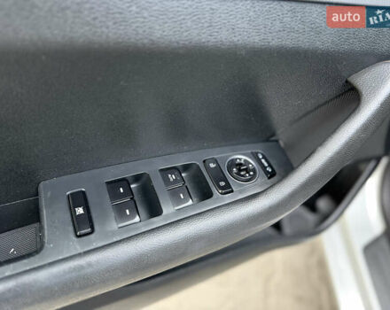 Серый Хендай Соната, объемом двигателя 2 л и пробегом 320 тыс. км за 7999 $, фото 13 на Automoto.ua