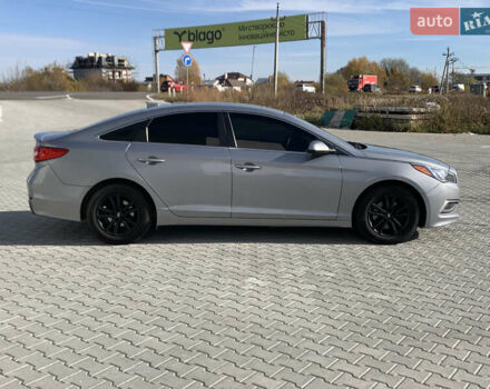 Серый Хендай Соната, объемом двигателя 2.36 л и пробегом 40 тыс. км за 11800 $, фото 6 на Automoto.ua