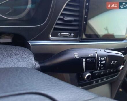 Сірий Хендай Соната, об'ємом двигуна 2 л та пробігом 231 тис. км за 8900 $, фото 32 на Automoto.ua