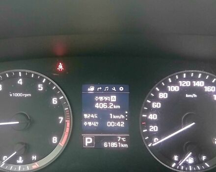 Сірий Хендай Соната, об'ємом двигуна 2 л та пробігом 61 тис. км за 15000 $, фото 23 на Automoto.ua