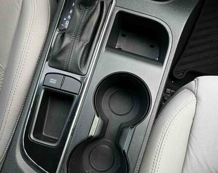 Сірий Хендай Соната, об'ємом двигуна 2.4 л та пробігом 184 тис. км за 10700 $, фото 33 на Automoto.ua